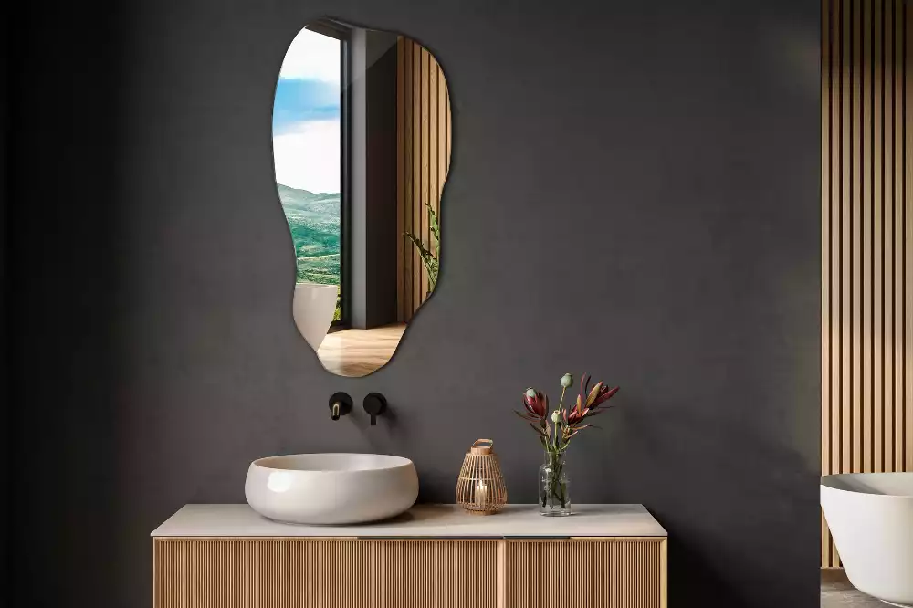 Aszimmetrikus forma tükör lógó folt