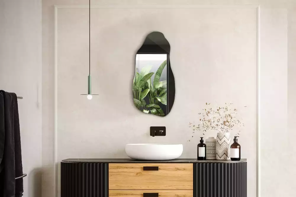 Aszimmetrikus forma tükör lógó folt