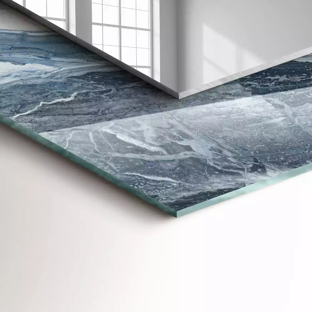 Négyszögletes díszes tükör Márvány árnyalatokban